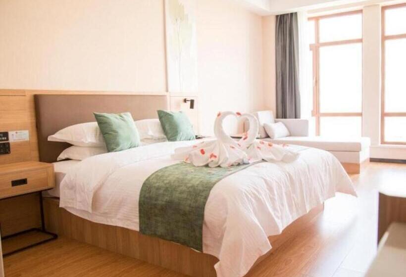 בית מלון כפרי Green Tree Inn Express Inner Mongolia Tongliao Zalute Qi Lubei Town People S Hospital