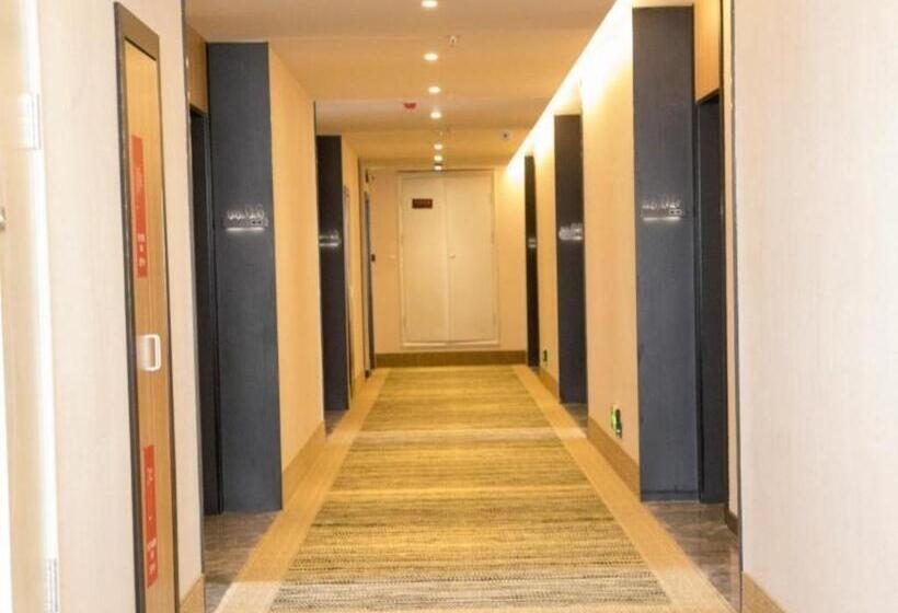 호텔 Green Tree Inn Express Inner Mongolia Tongliao Zalute Qi Lubei Town People S Hospital
