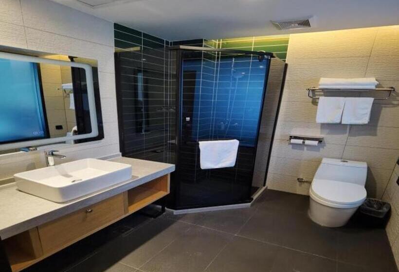 Отель Green Tree Inn Express Xingtai Guangzong Development Zone Xingqing Road