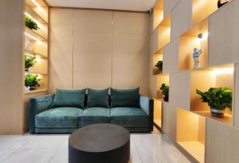 ホテル Green Tree Inn Huanggang Anhong County Economic Development Zone