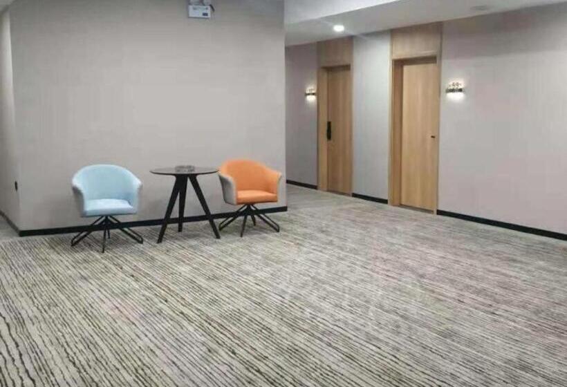 ホテル Green Tree Inn Liaocheng Yanggu County 2nd Middle School