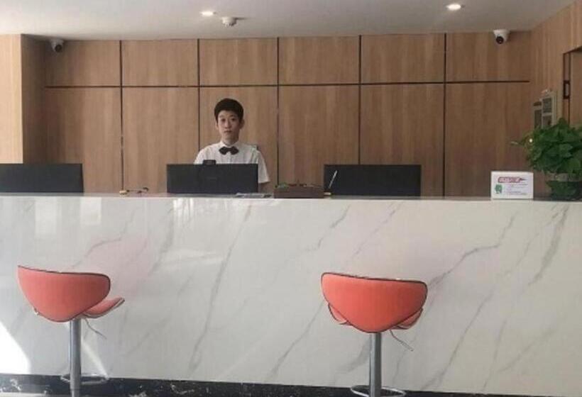 Отель Green Tree Inn Liaoning Panjin Wanda Plaza Tianjia