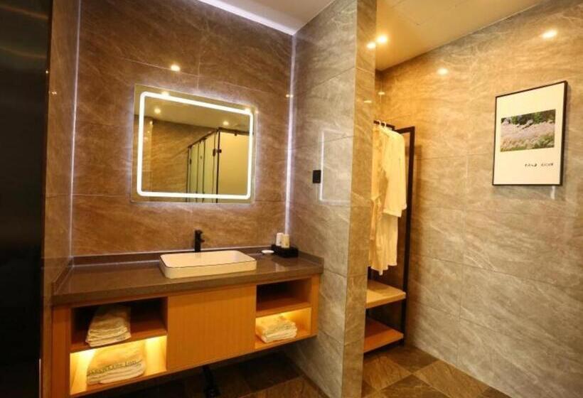 Отель Green Tree Inn Shandong Dongying Lijin County Phoenix Plaza
