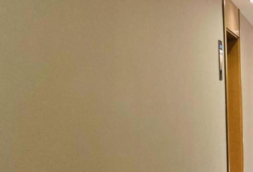 هتل Green Tree Inn Tianjin Dongli District Airport Free Trade Zone