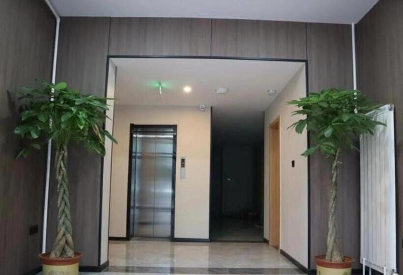 בית מלון כפרי Greentree Inn Express Binzhou Zouping 5th Huangshan Road Bus Station