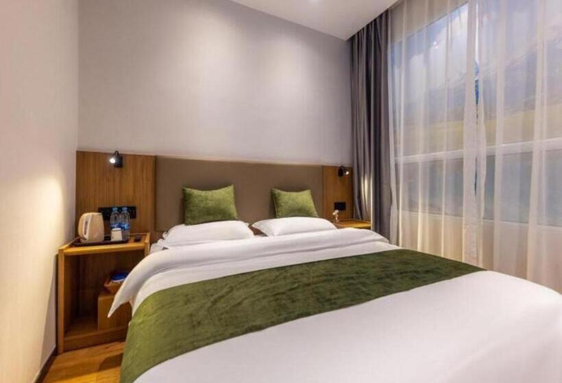 בית מלון כפרי Greentree Inn Express Lanzhou West Passenger Station Lanzhou Center
