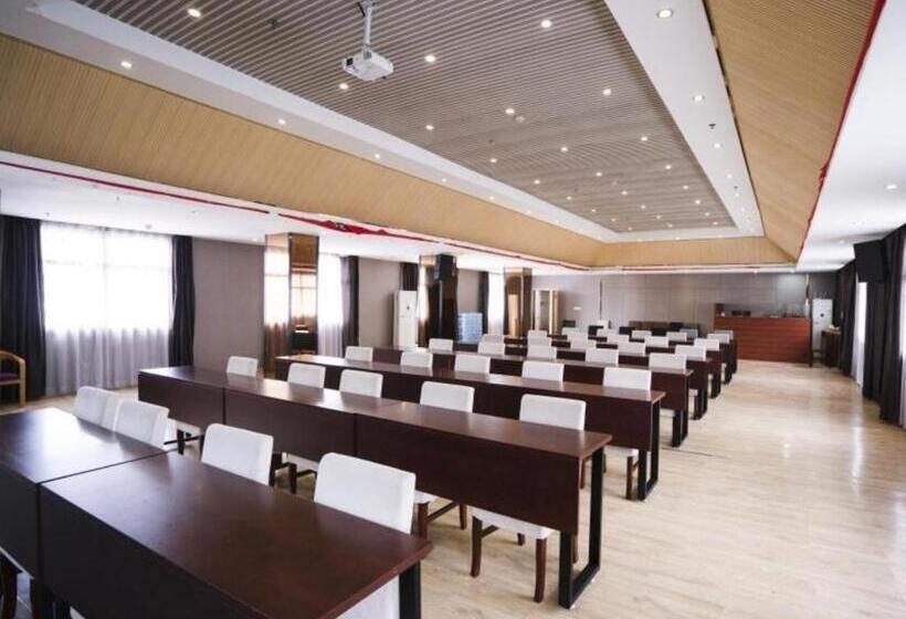 בית מלון כפרי Greentree Inn Shangrao Wuyishan Avenue Meide Yinxiang