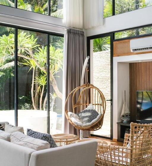 ホテル Inara Villa