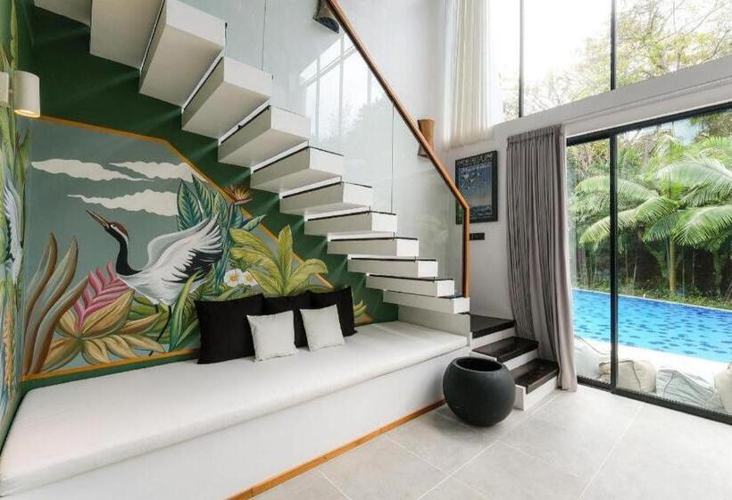 ホテル Inara Villa