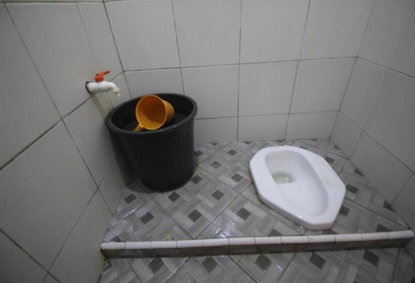 ホテル Jajapin Pondok Wisata Karapyak