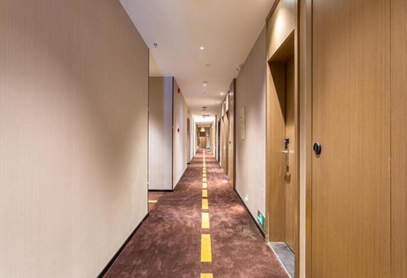 בית מלון כפרי Jtour Inn Nanning East Railway Station