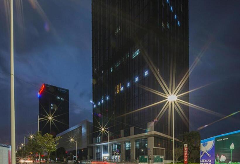 בית מלון כפרי Jtour Inn Nanning East Railway Station