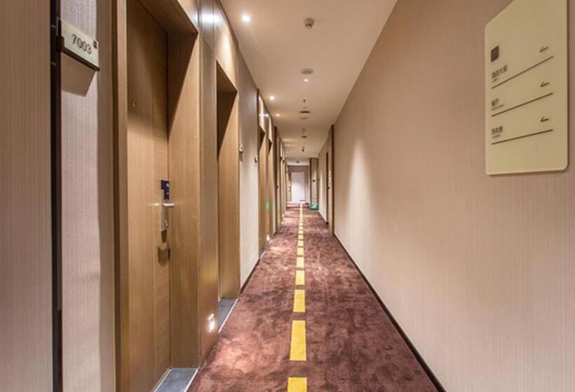 בית מלון כפרי Jtour Inn Nanning East Railway Station