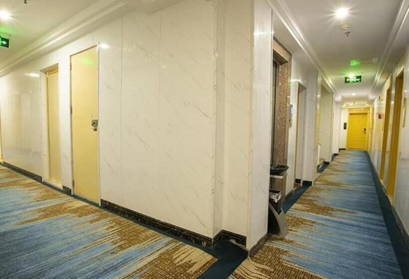 בית מלון כפרי Jtour Inn Zhanjiang Poly Yuandian Plaza