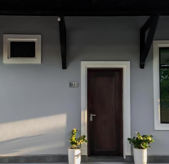 酒店 Meatophum Samnang