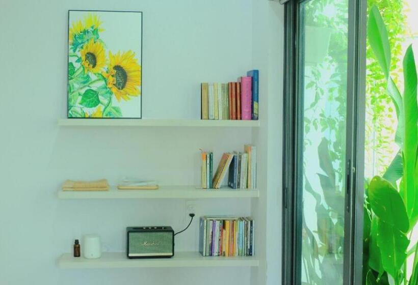 هتل Nha Trong Pho The Chilling House