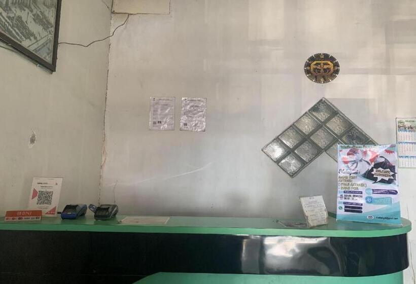 فندق Oyo 91263 Dinar Homestay