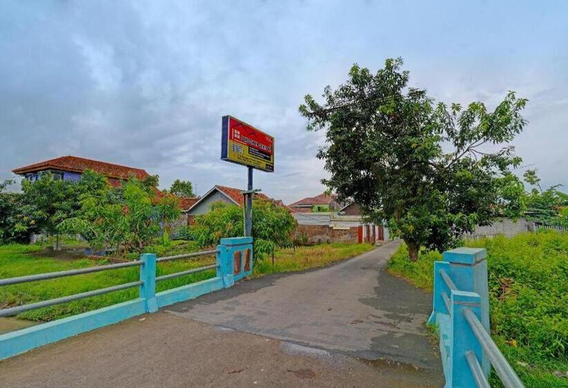 هتل Oyo 91955 Pondokan Cempaka