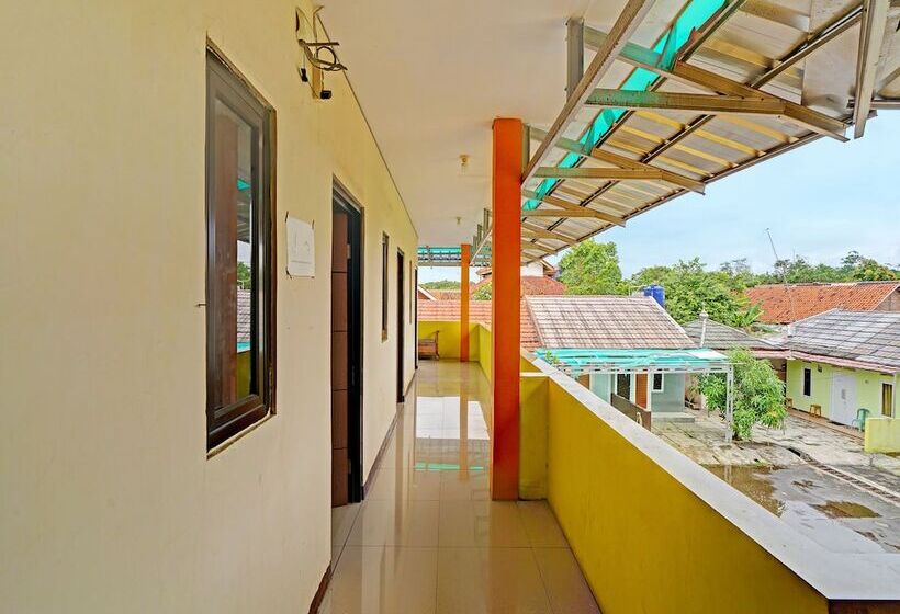 هتل Oyo 91955 Pondokan Cempaka