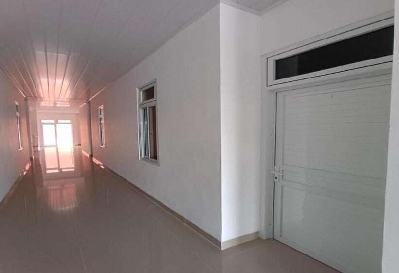 בית מלון כפרי Oyo 92504 Guesthouse Porsea