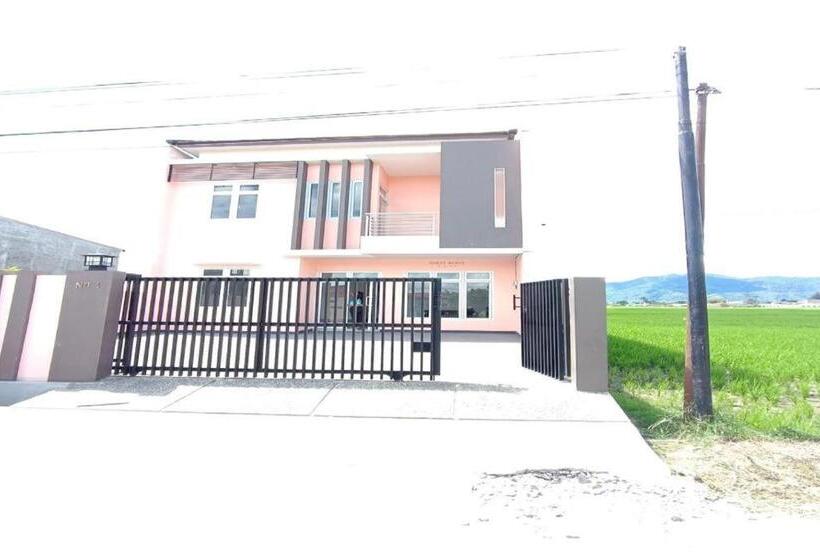 בית מלון כפרי Oyo 92504 Guesthouse Porsea