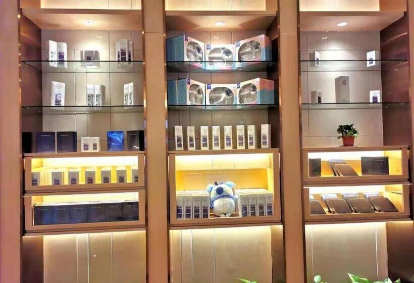 Lavande Hotel Chenzhou Xinglong Walking Street