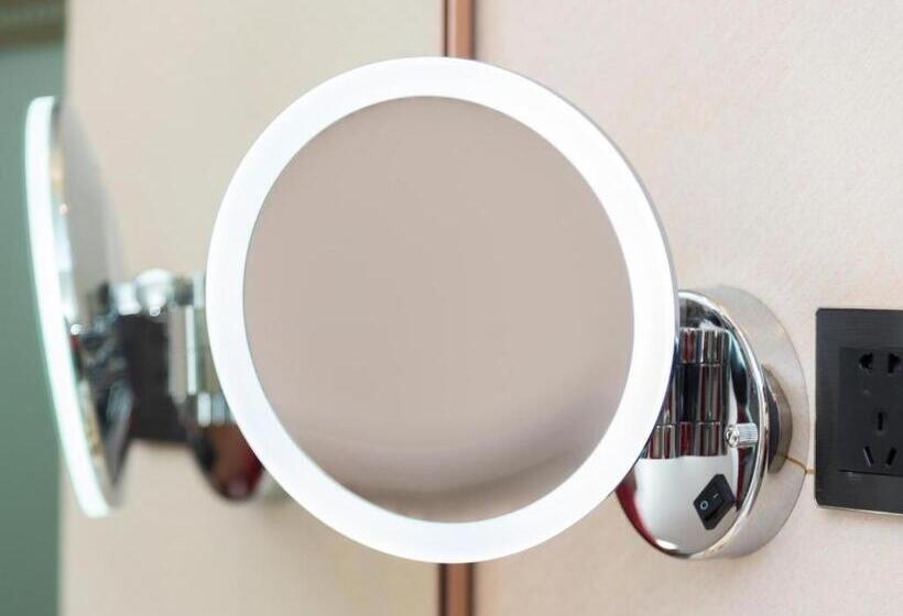 Lavande Hotel Dongguan Shijie Jiarong Shopping Plaza Liuhua Metro Station