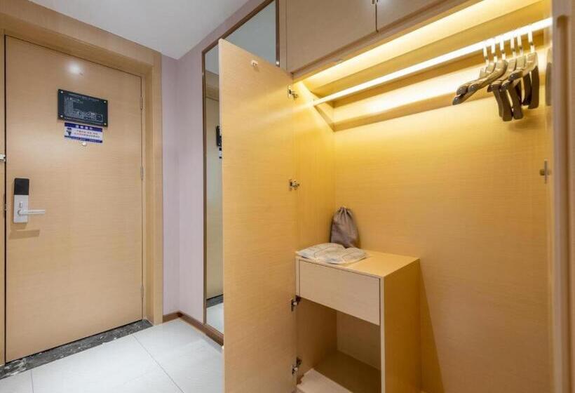 Lavande Hotel Dongguan Shijie Jiarong Shopping Plaza Liuhua Metro Station