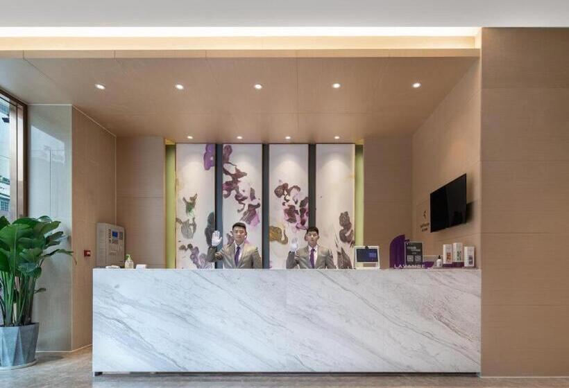 Lavande Hotel Duyun Dashizi Wenfeng Park