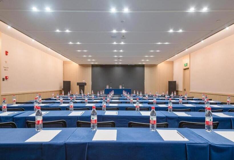 Lavande Hotel Kunming West Mountain Wanda Plaza