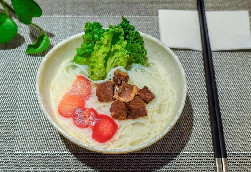 Lavande Hotel Nanchong Xihua Shida