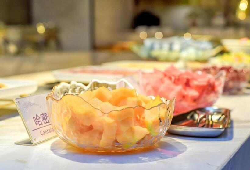 Lavande Hotel Nanchong Xihua Shida