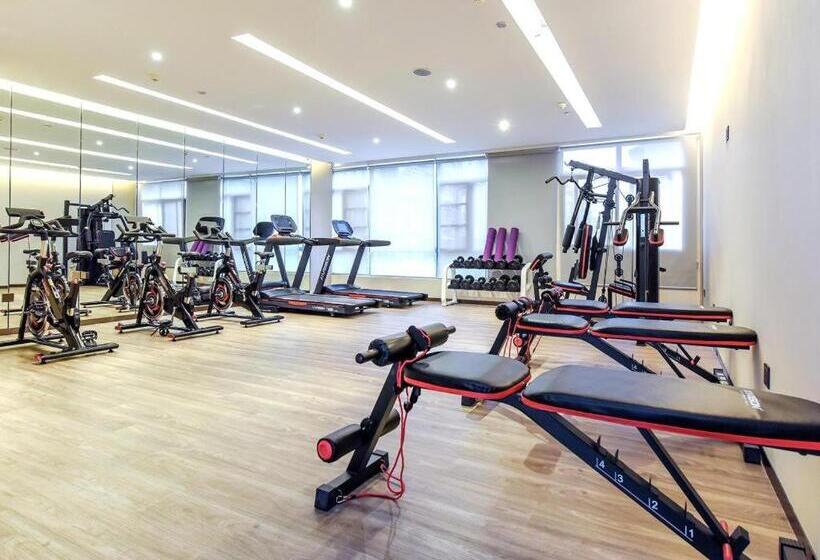 Lavande Hotel Nanchong Xihua Shida