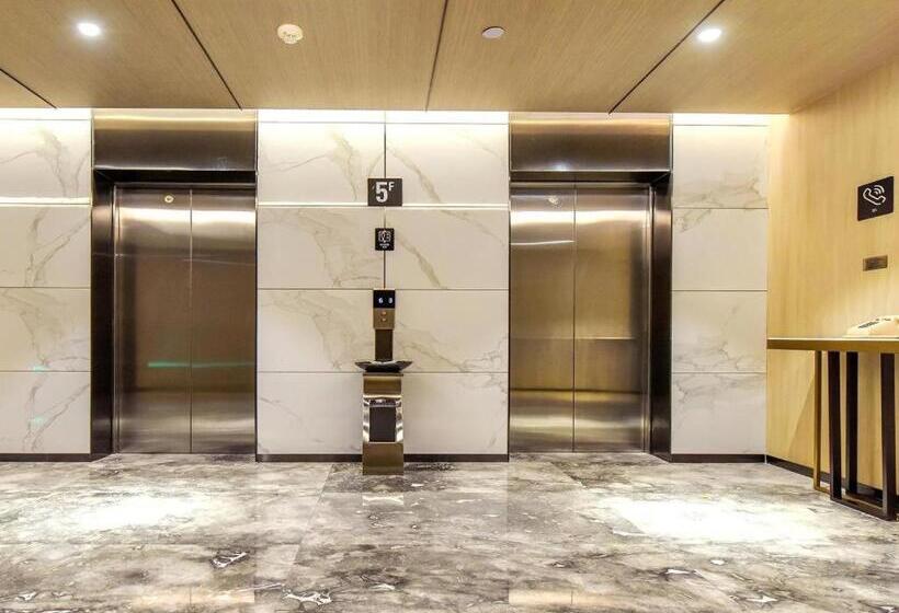 Lavande Hotel Nanchong Xihua Shida