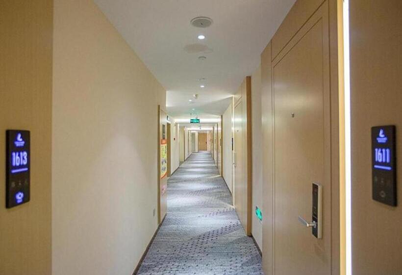 Lavande Hotel Pingxiang Runda International High Speed Railway Station