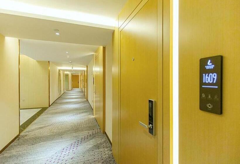 Lavande Hotel Pingxiang Runda International High Speed Railway Station