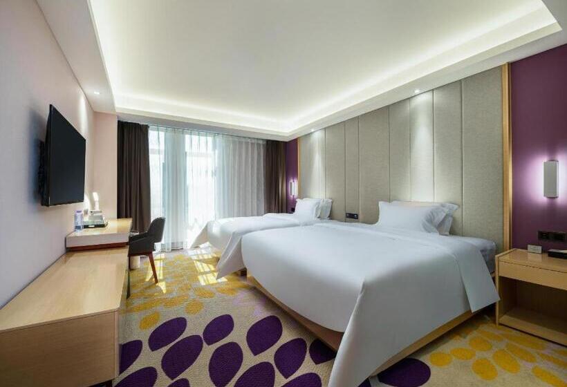Lavande Hotel Shanwei Haifeng Fenghuang New City Tianhong Plaza