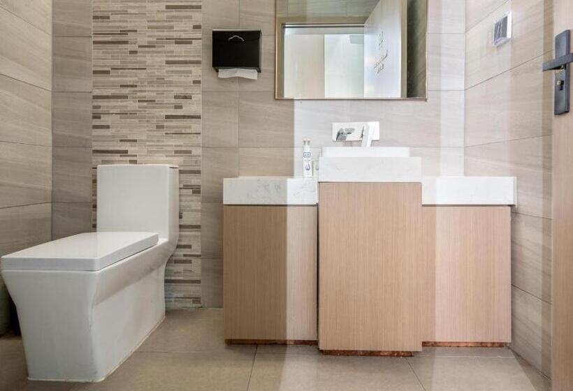 Lavande Hotel Xuchang Pangdonglai Hengdajinhui Plaza