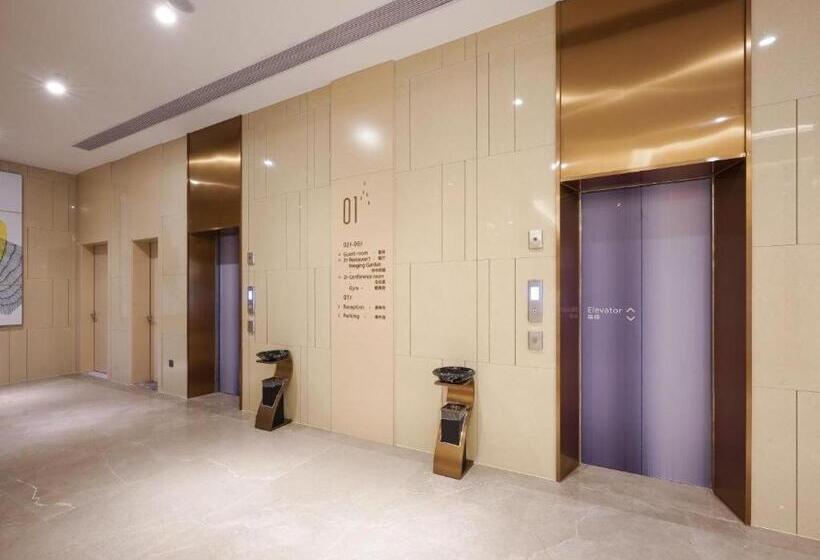 Lavande Hotel Zhaoqing Guangning Nandong Road