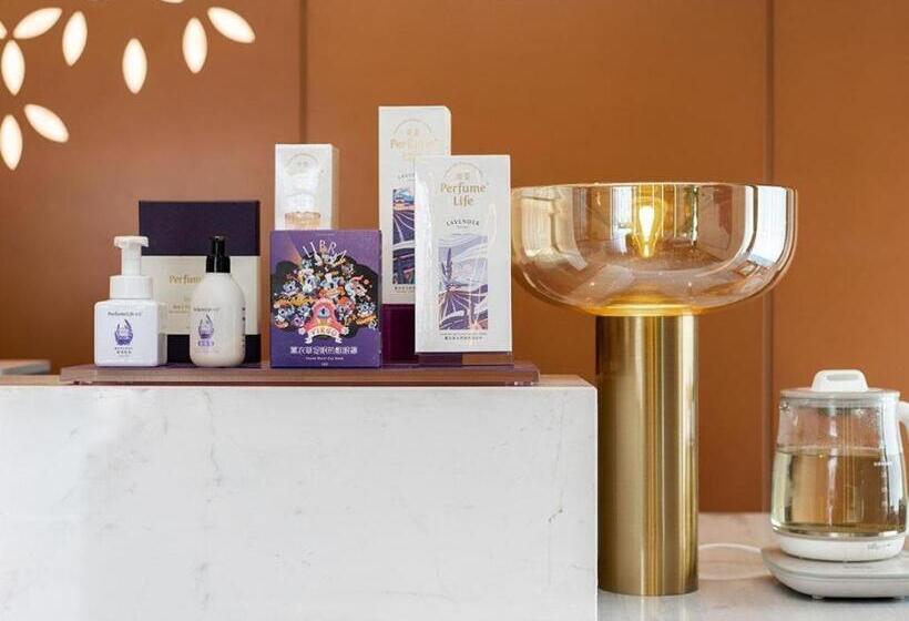 Lavande Hotel Zhengzhou Hanghai East Road Jingkai Center Square Metro Station