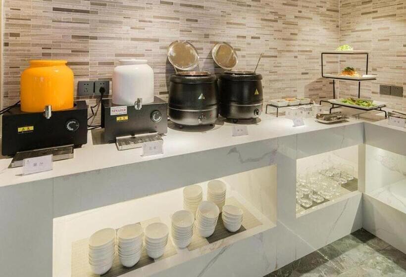 Lavande Hotel Zhengzhou Hanghai East Road Jingkai Center Square Metro Station