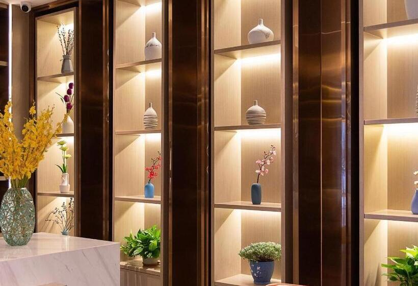 Lavande Hotel Zhongshan Shiqi Daxinxinduhui North Zhongshan Station