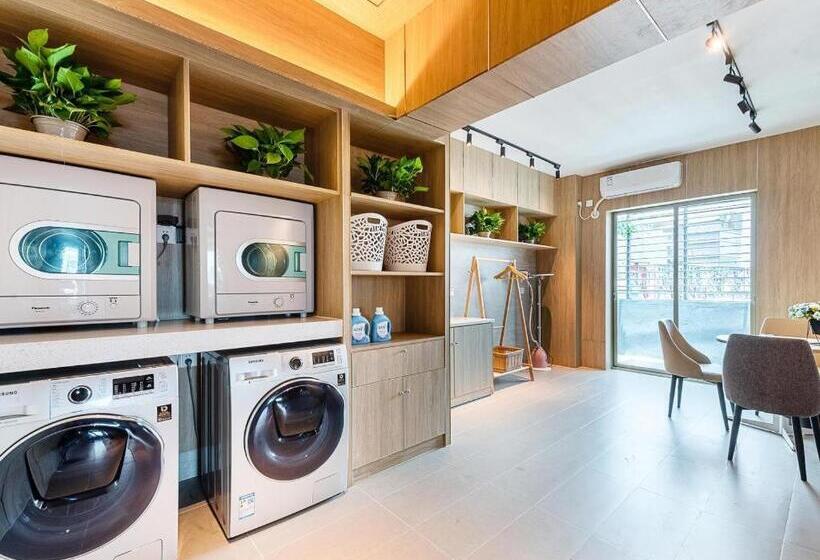 Lavande Hotel Zhongshan Shiqi Daxinxinduhui North Zhongshan Station