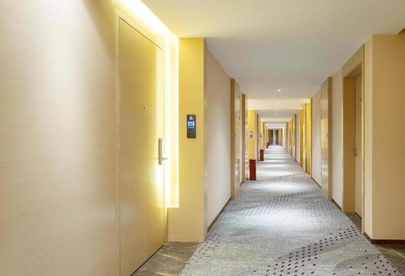 Lavande Hotel Zhongshan Xiaolan Taifeng