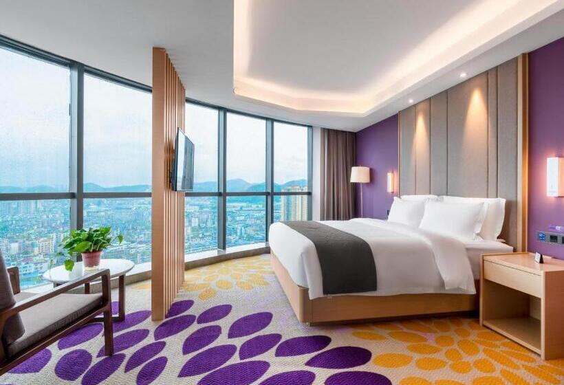 Lavande Hotel Zunyi Times Tianjie