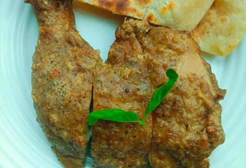 Mango Valley Hotel 5