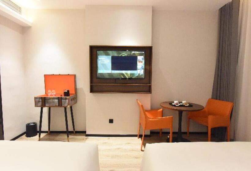 Premier City Comfort Hotel Hechi Luocheng Central Plaza