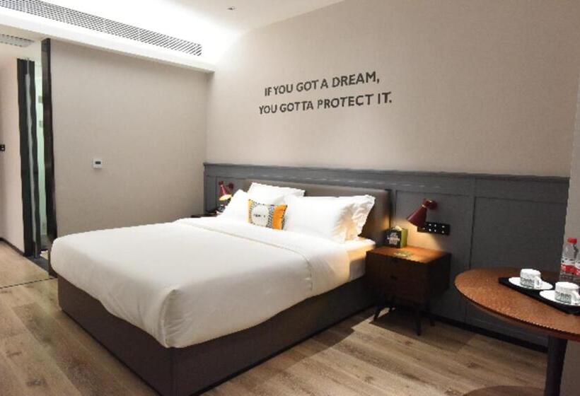 Premier City Comfort Hotel Hechi Luocheng Central Plaza