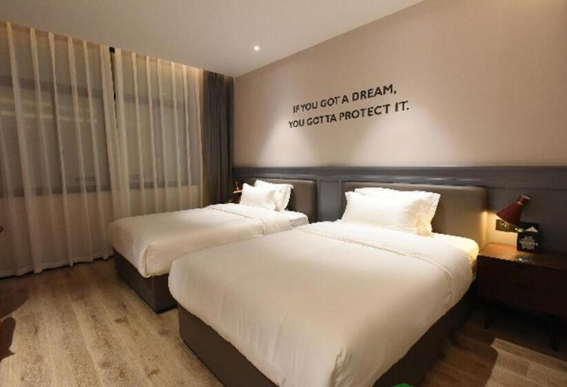 Premier City Comfort Hotel Hechi Luocheng Central Plaza