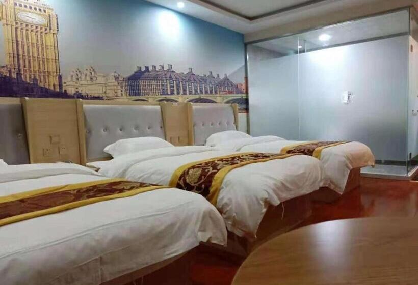 Super 8 Hotel Dingzhou Chongwen Street